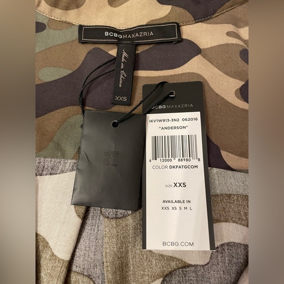 BCBGMaxAzria Anderson Camouflage-Print Silk Shirt - Picture 5 of 8